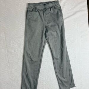 Nike Therma Fit Sweatpants Mens XL Gray Pull On Activewear Athleisure Gym Work
